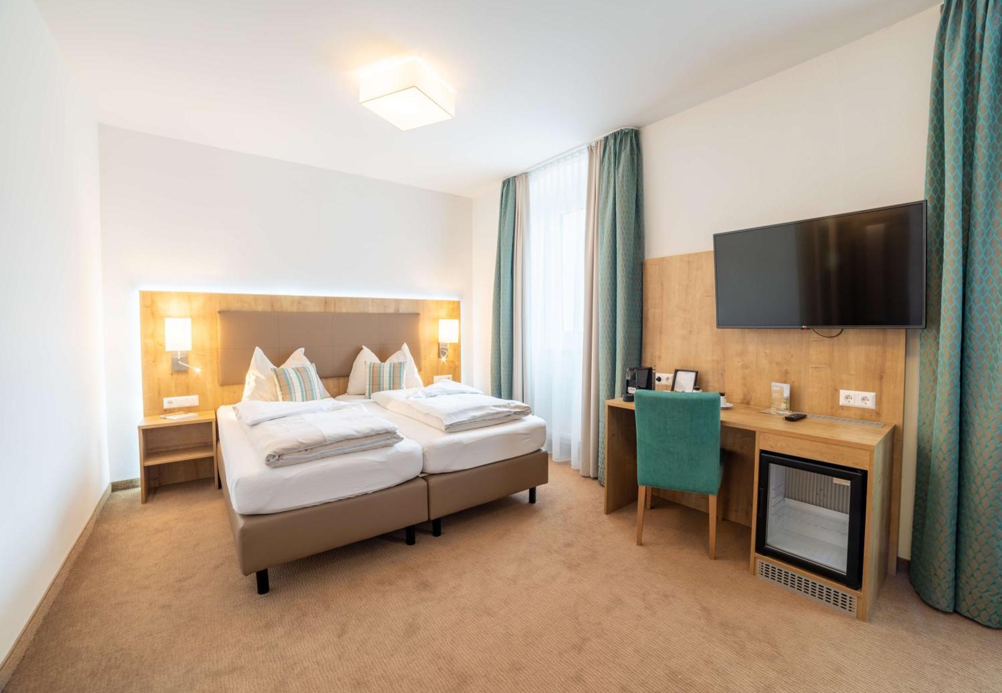 Hotel Bergkristall مالنتز المظهر الخارجي الصورة