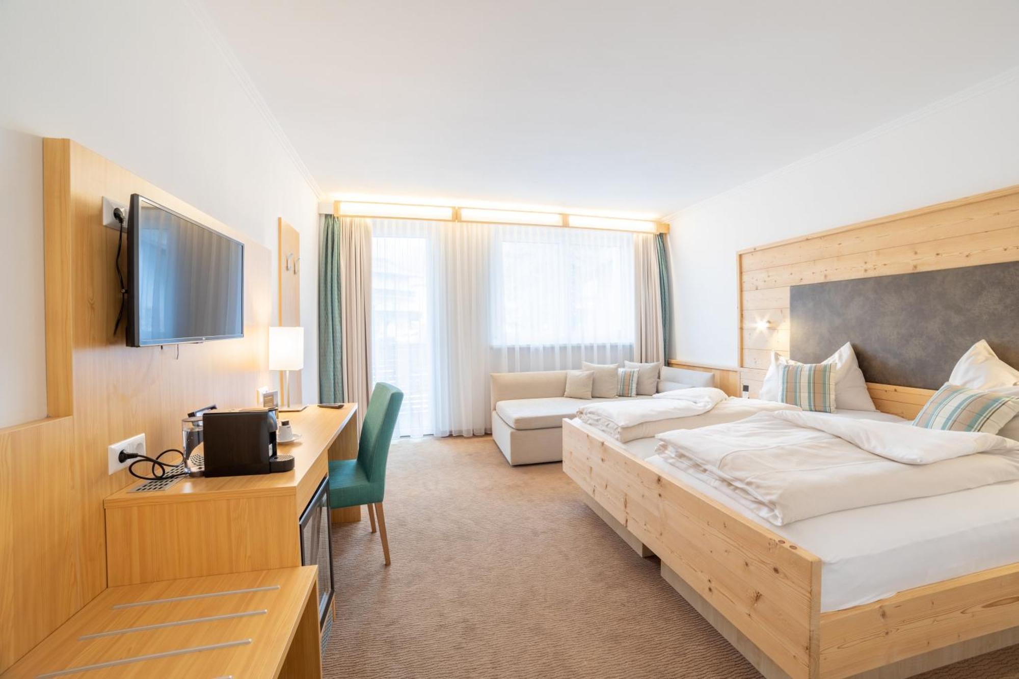 Hotel Bergkristall مالنتز المظهر الخارجي الصورة
