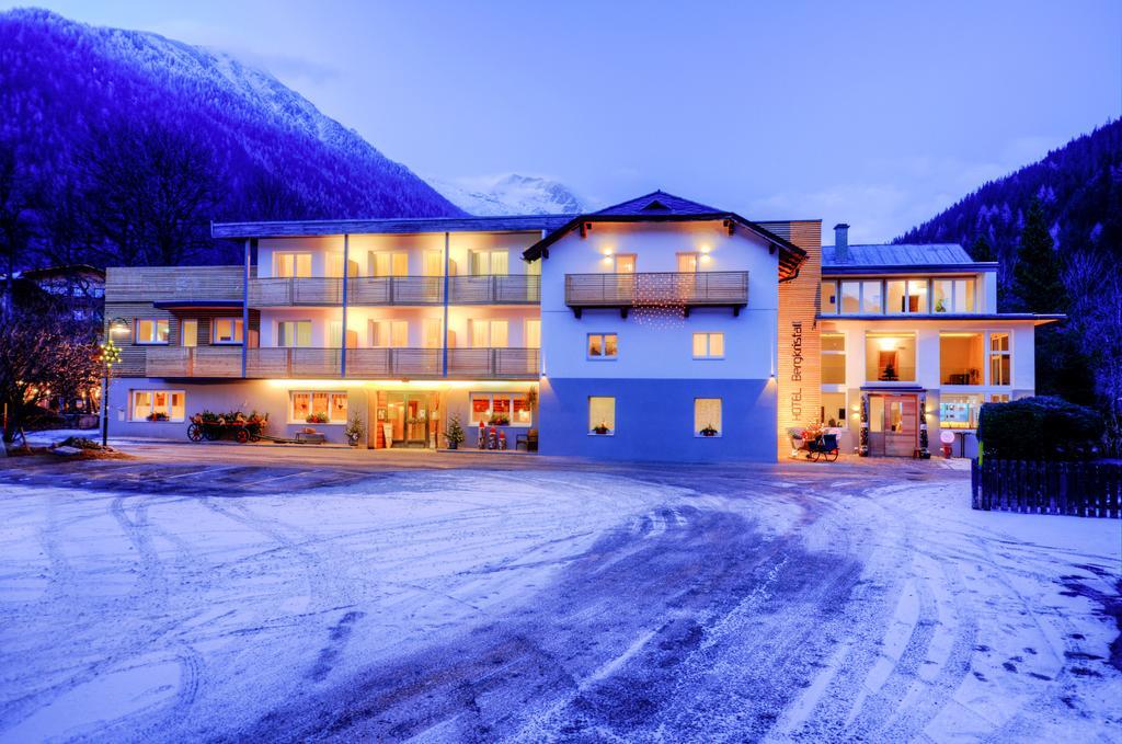 Hotel Bergkristall مالنتز المظهر الخارجي الصورة