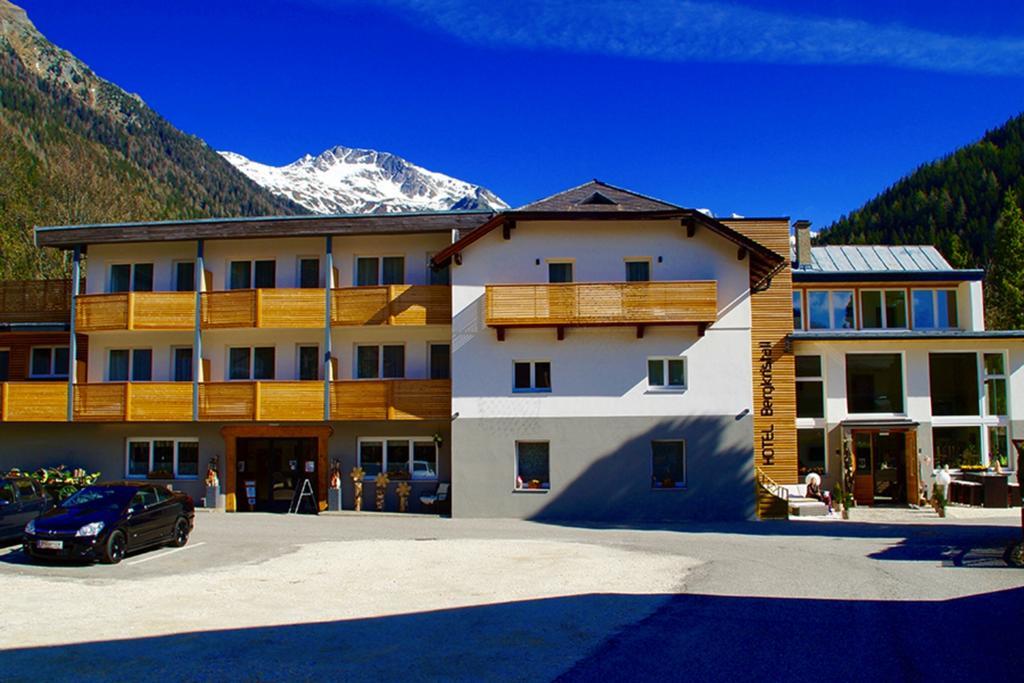 Hotel Bergkristall مالنتز المظهر الخارجي الصورة